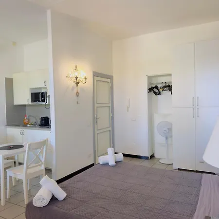 Blancmaisonteveresuite Apartamento *